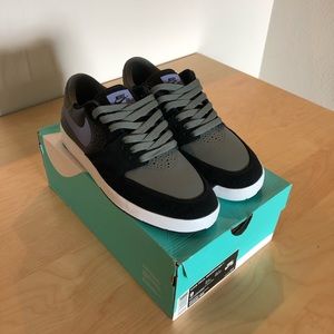 NEW - Nike SB Paul Rodriguez 7 (hard find)